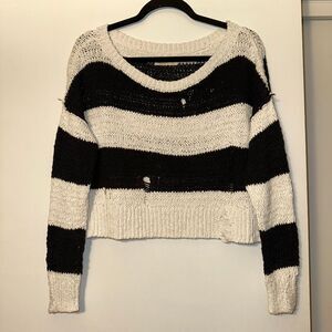 Hollister Size Small Black White Stripe Crop Sweater Intentionally Distressed
